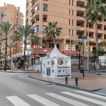 Apartment Spacious Gem With Terrace, Bbq And Pool Rems *