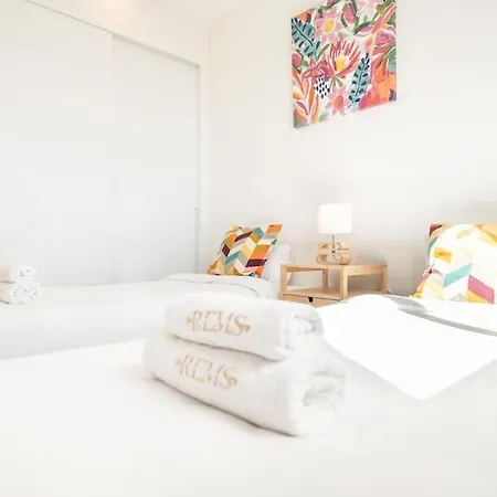 Spacious Gem With Terrace, Bbq And Pool Rems Fuengirola